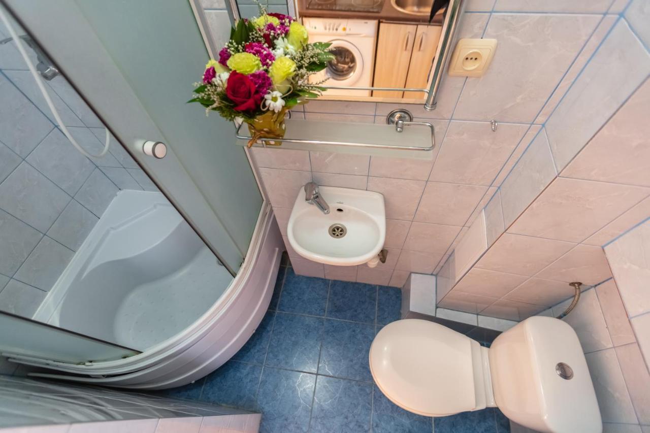 Апартаменты Smart Lwow House Экстерьер фото