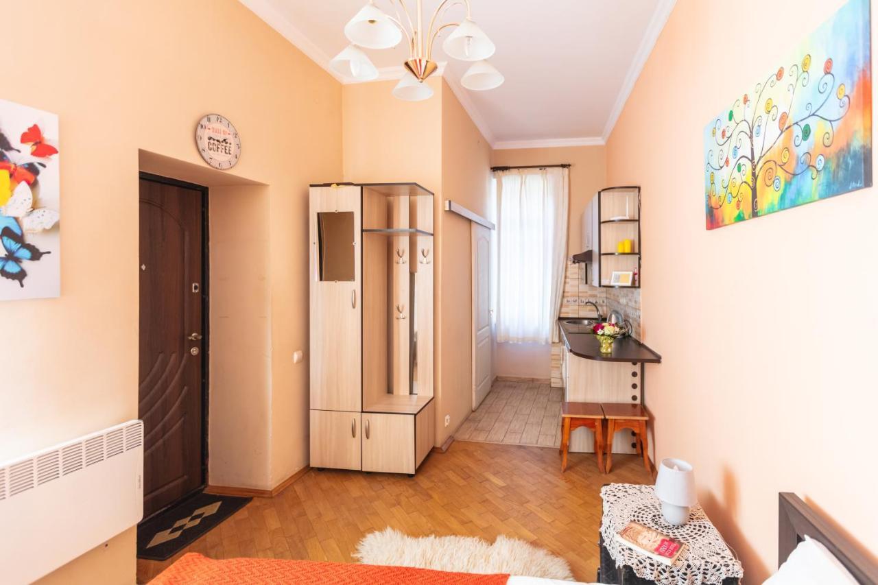 Апартаменты Smart Lwow House Экстерьер фото
